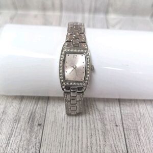 Women's Watch With Adjustable Links